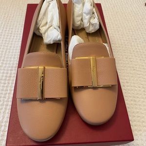 SALE!! Salvatore Ferragamo Sarno Loafers- sz 7.5